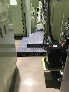 機械操作用歩廊